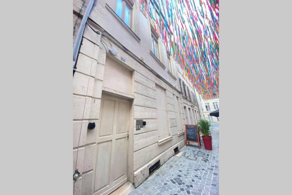 ランAu Coeur De La Cite Medievaleアパートメント エクステリア 写真